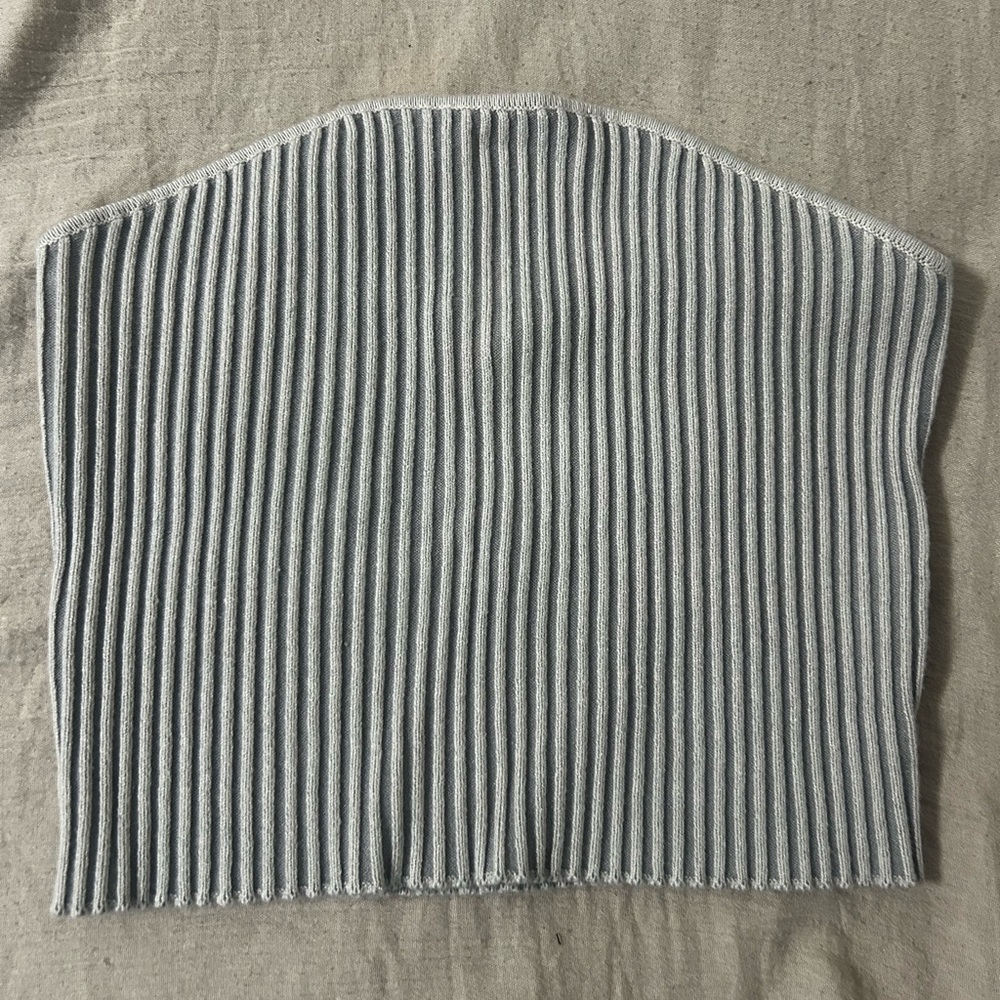 Tilly's Ribbed Gray and White Tube Top